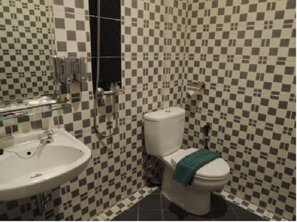 twins hotel manggadua