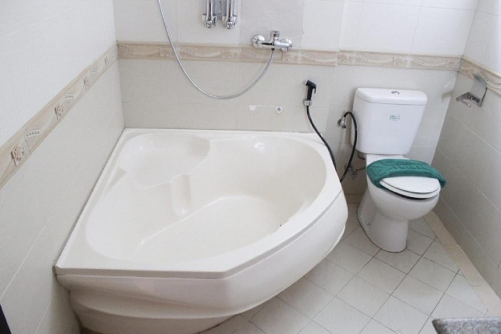 twins hotel manggadua