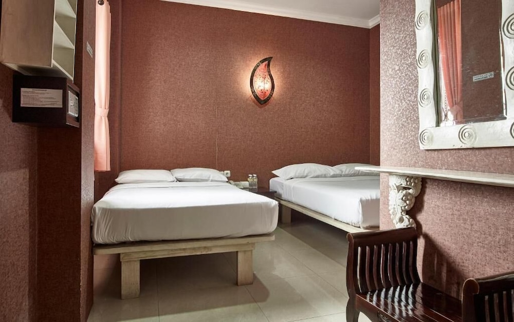 twins hotel manggadua