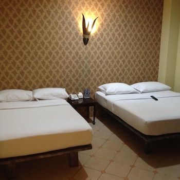 twins hotel manggadua