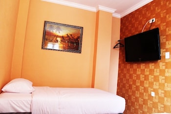 twins hotel manggadua