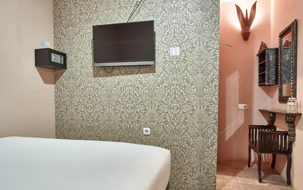 twins hotel manggadua