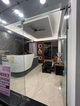 Hotel Cherry Blossom,,3 star