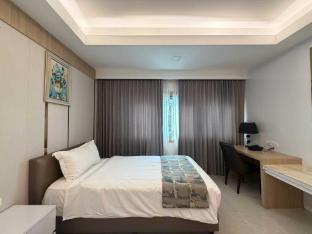 palette luxe jomtien beach pattaya