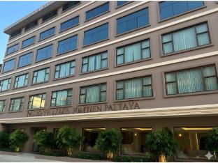 palette luxe jomtien beach pattaya