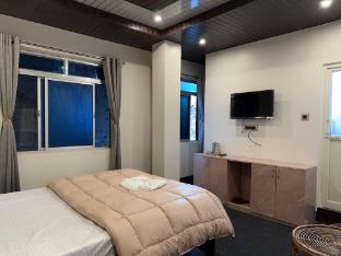 hotel basera