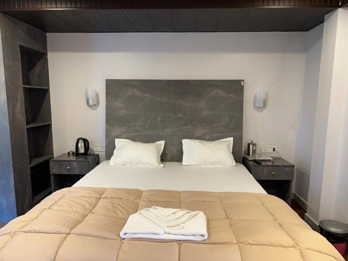 hotel basera