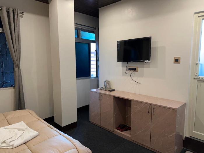 hotel basera
