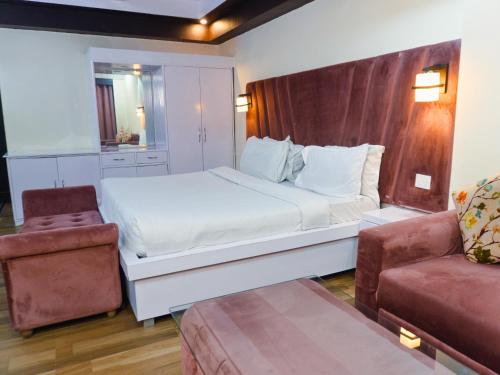 shivraj hotel mussoorie