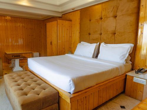 shivraj hotel mussoorie