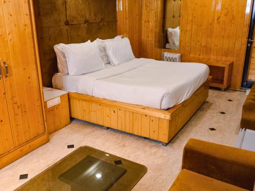 shivraj hotel mussoorie