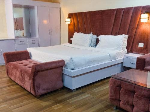 shivraj hotel mussoorie