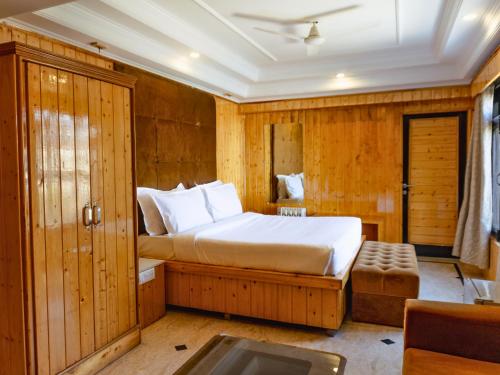 shivraj hotel mussoorie