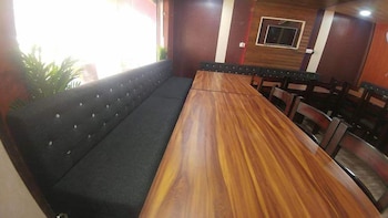 Hotel New Pandey Inn,,3 star