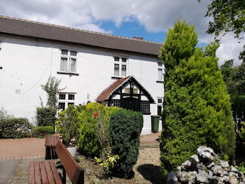 the tudor hotel