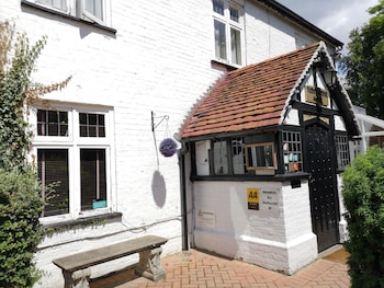 the tudor hotel