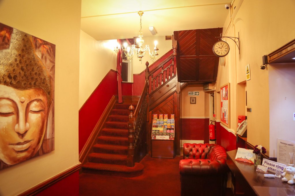 croft hotel