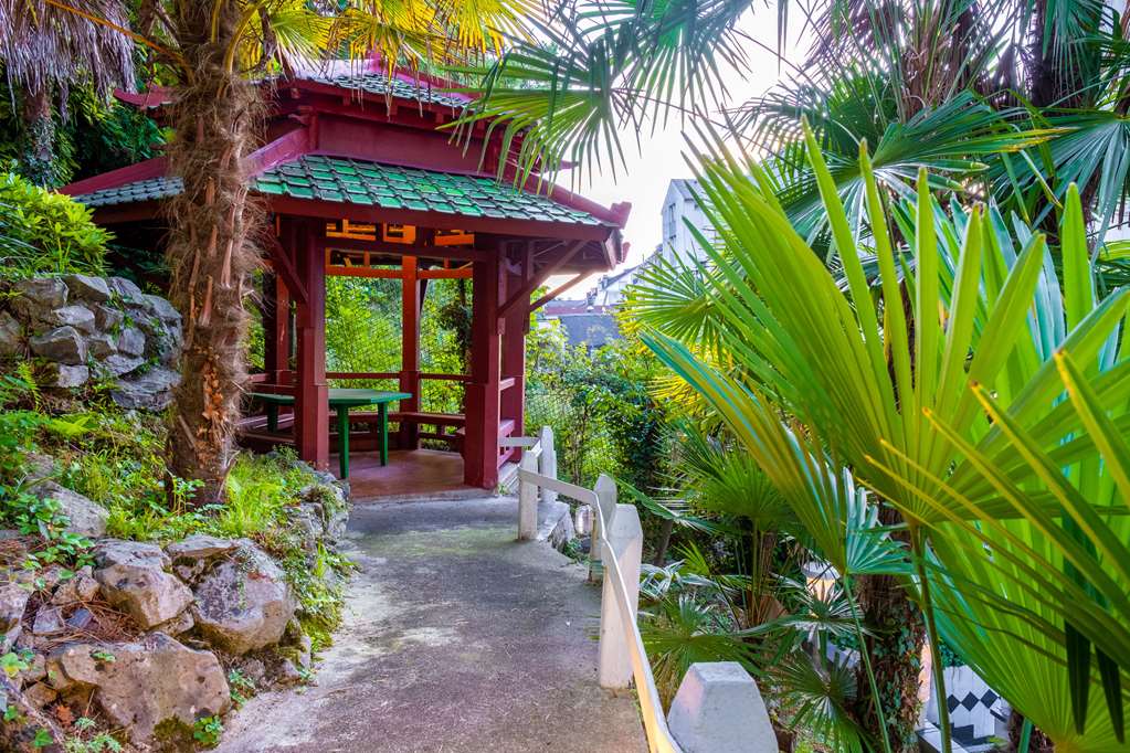 hotel christina lourdes