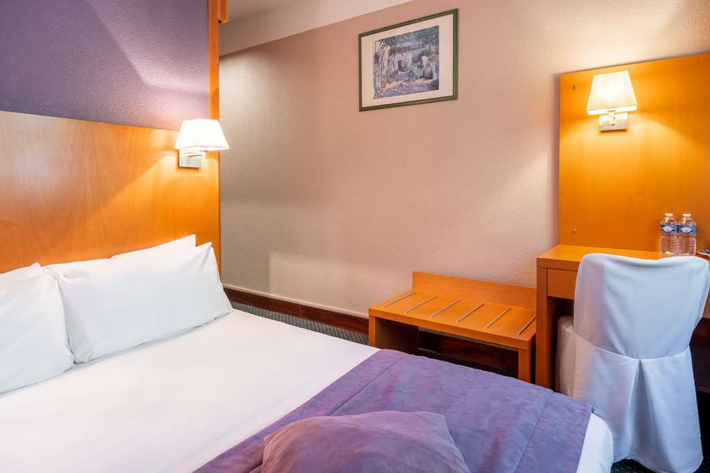 hotel christina lourdes