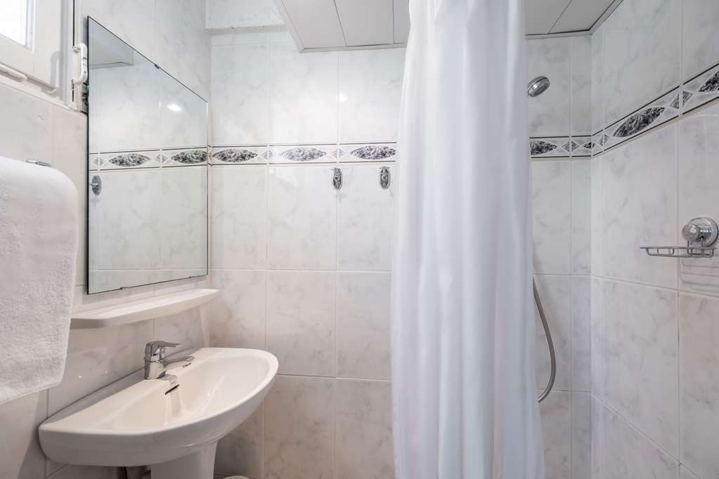 hotel christina lourdes