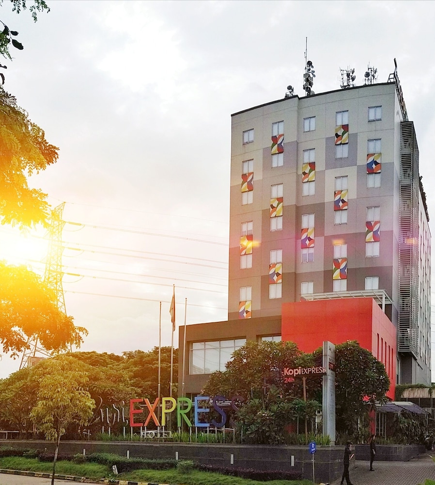 zuri express lippo cikarang