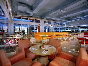 zuri express lippo cikarang