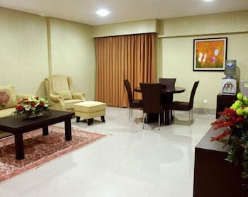 bamboo inn hotel and cafe