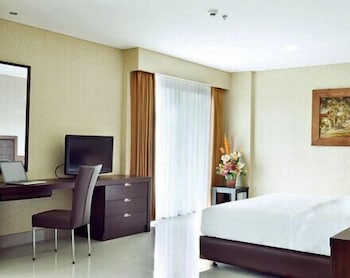 bamboo inn hotel and cafe