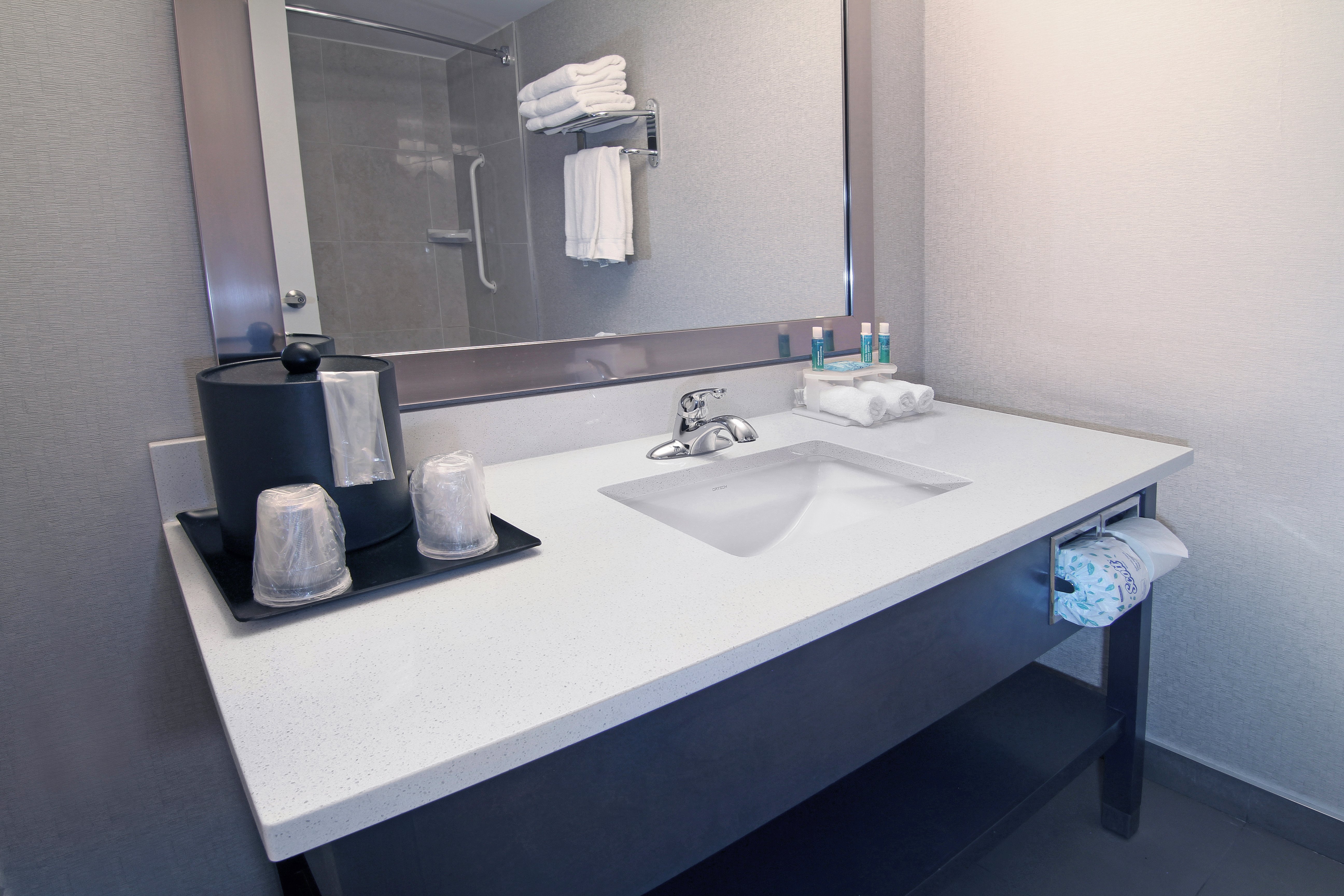 holiday inn express hotel and suites calgary by ihg