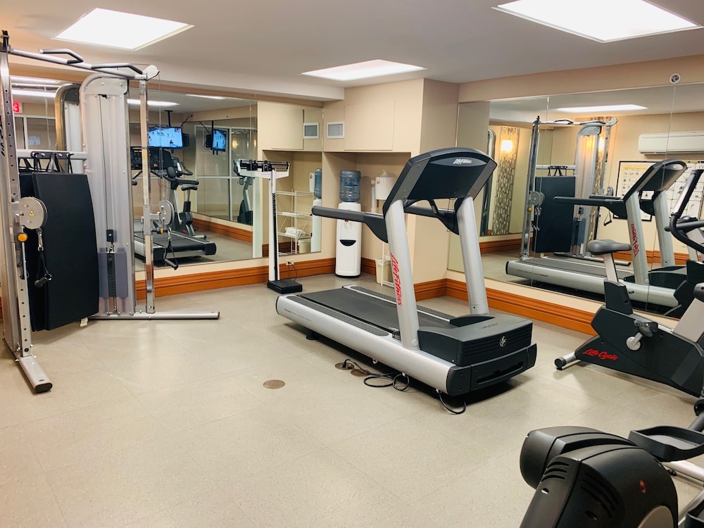 holiday inn express hotel and suites calgary by ihg