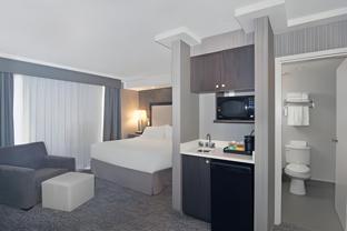 holiday inn express hotel and suites calgary by ihg