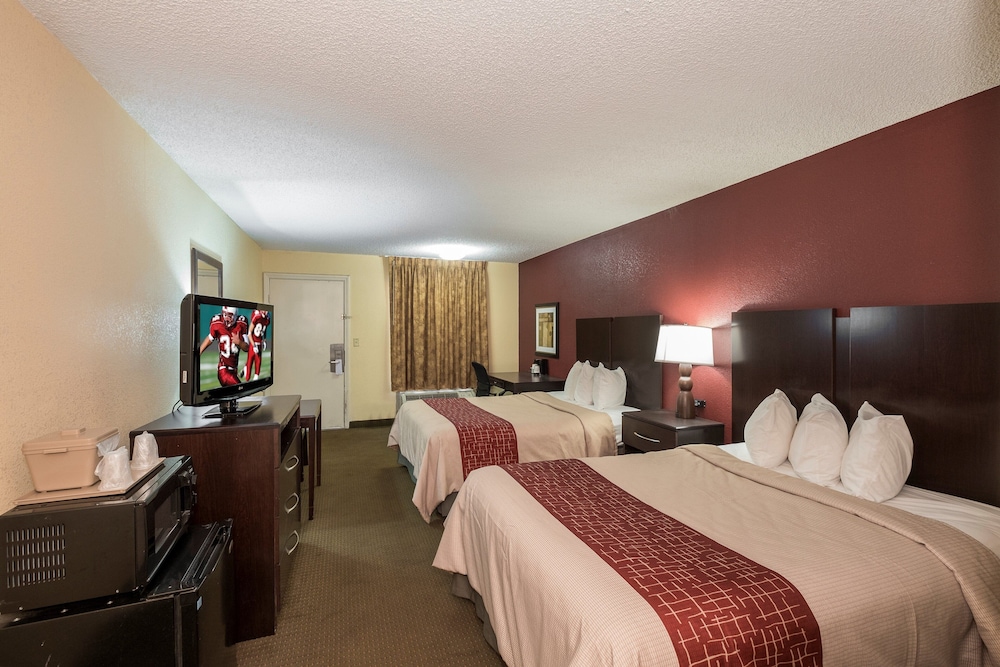 red roof inn baldwin