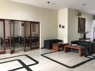 n hotel harmoni jakarta