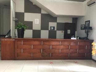 n hotel harmoni jakarta