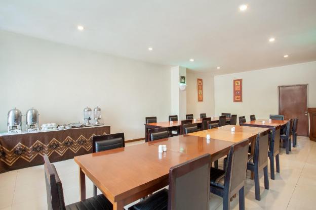 n hotel harmoni jakarta