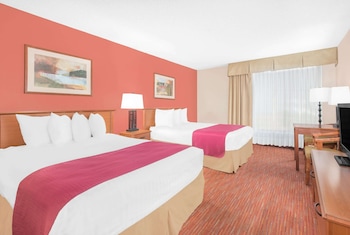 baymont by wyndham springfield south hwy 65