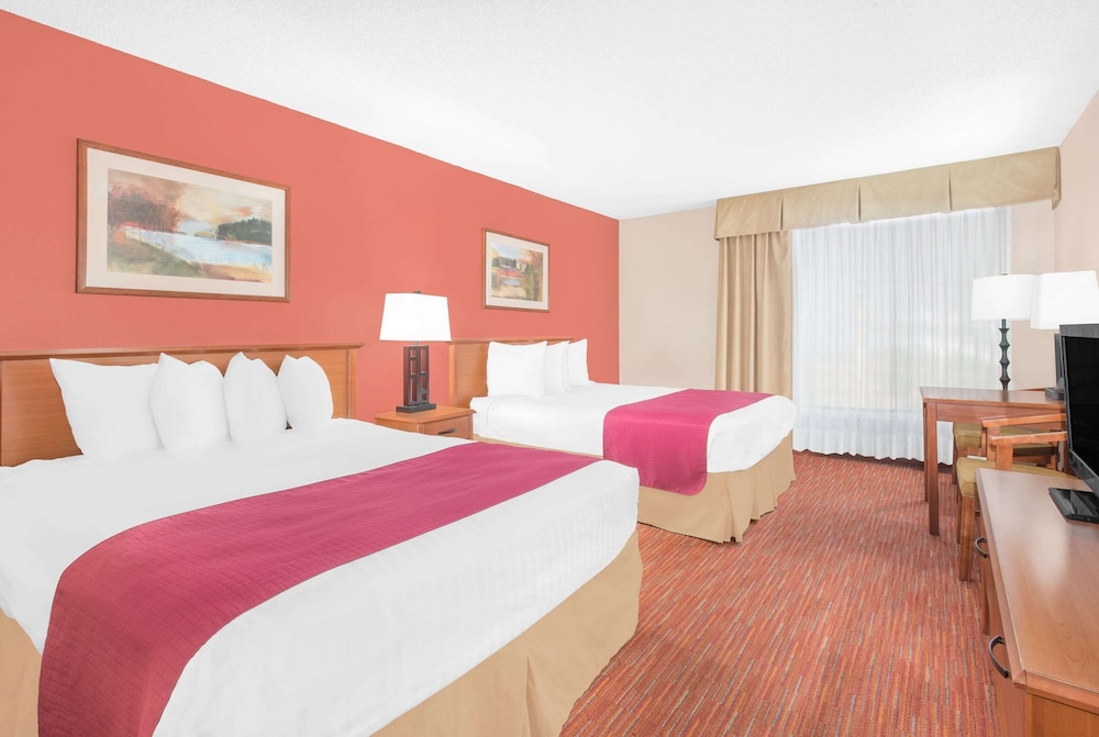 baymont by wyndham springfield south hwy 65