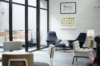 freepoint hotel cambridge tapestry collection by hilton