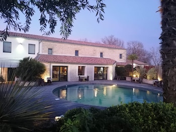 qualys hotel lagrange