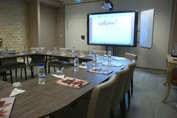 qualys hotel lagrange