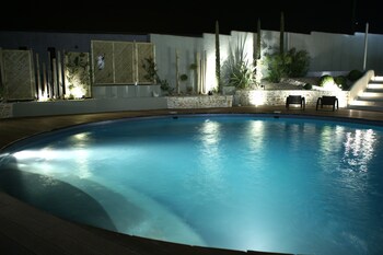 qualys hotel lagrange