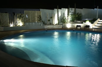 qualys hotel lagrange