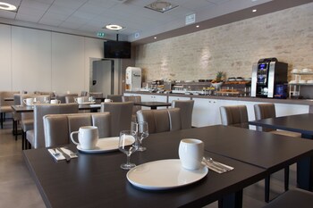 qualys hotel lagrange