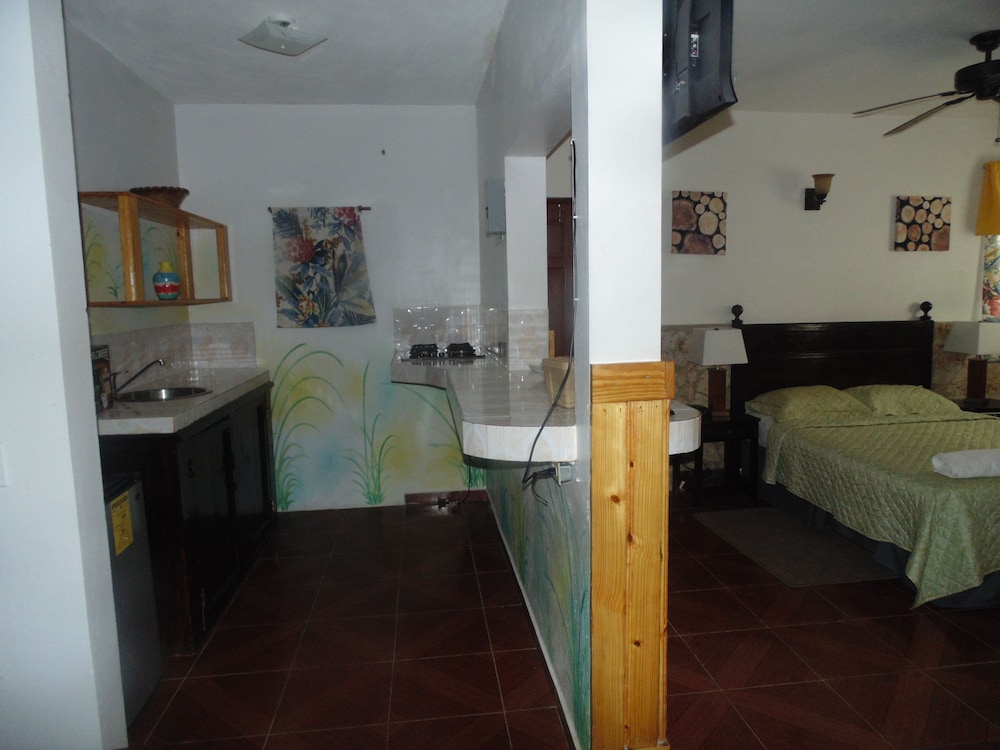 metro residences hotel