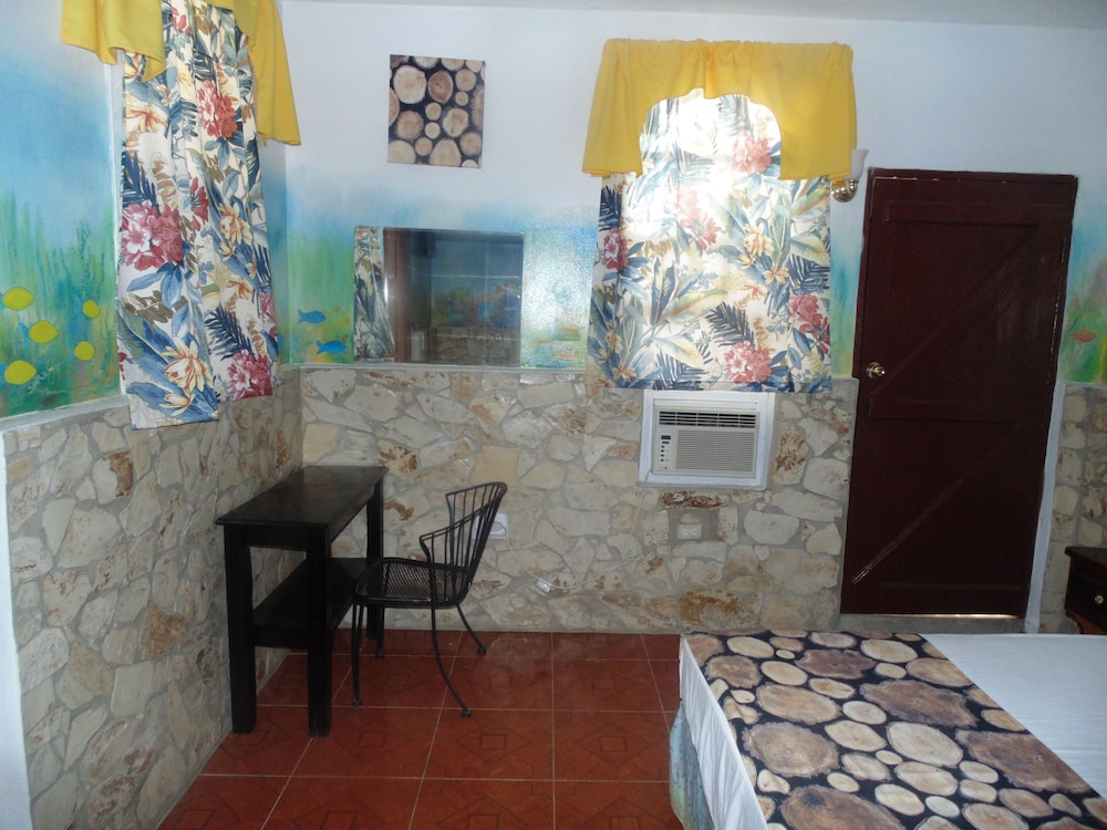 metro residences hotel