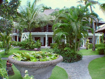 palm garden hotel