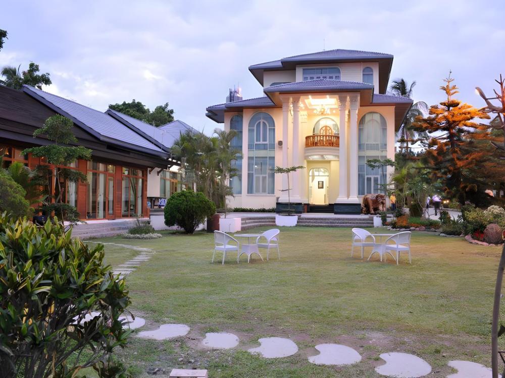 myitkyina plam spring resort hotel