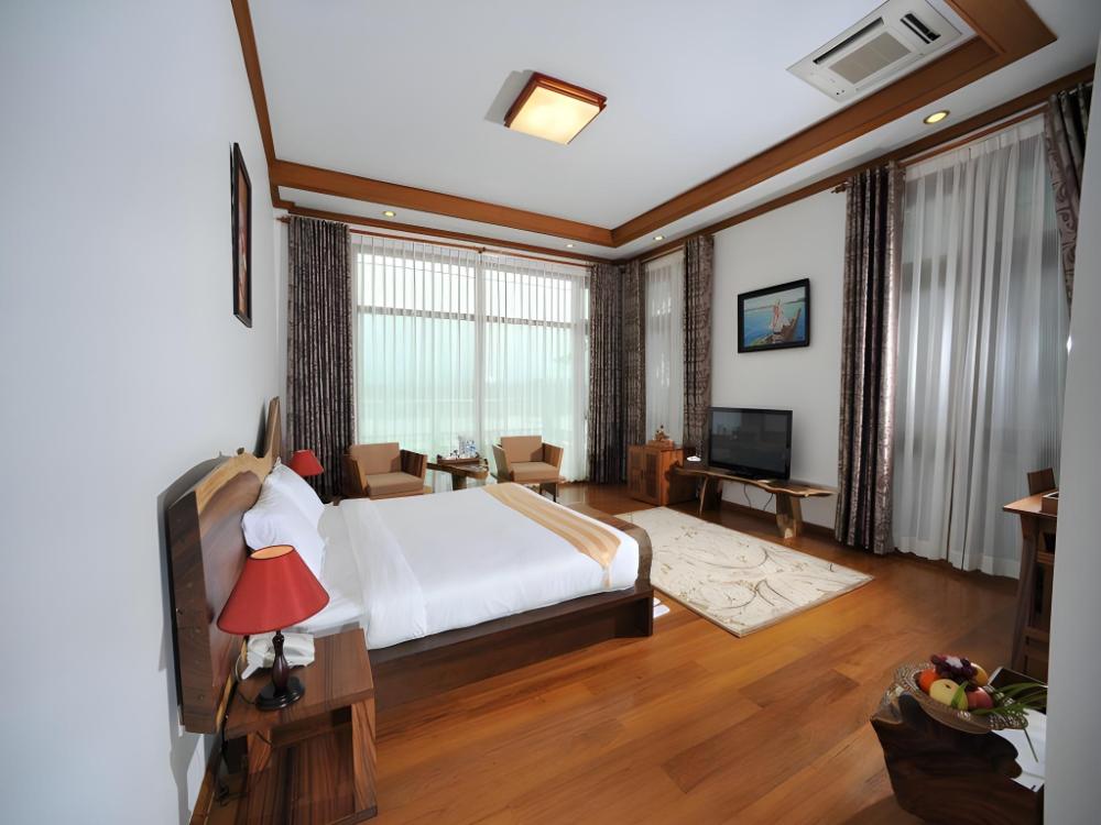 myitkyina plam spring resort hotel