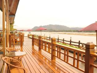 myitkyina plam spring resort hotel