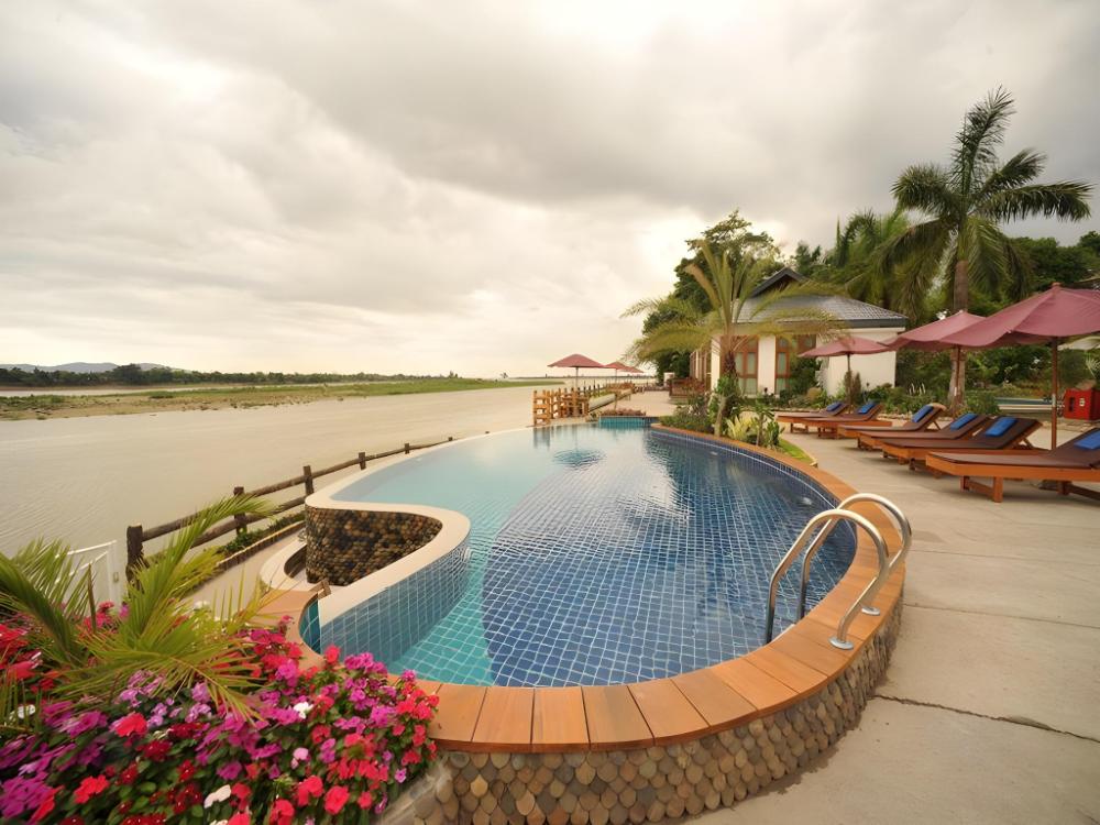 myitkyina plam spring resort hotel